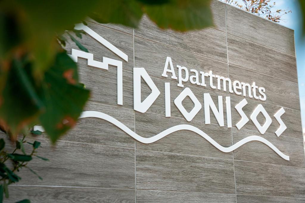 Dionisos Apartments Paralia Dionisiou Extérieur photo